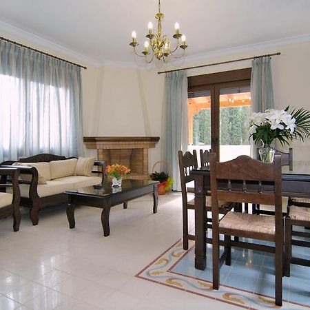 Kerveli Luxury Villa Buitenkant foto