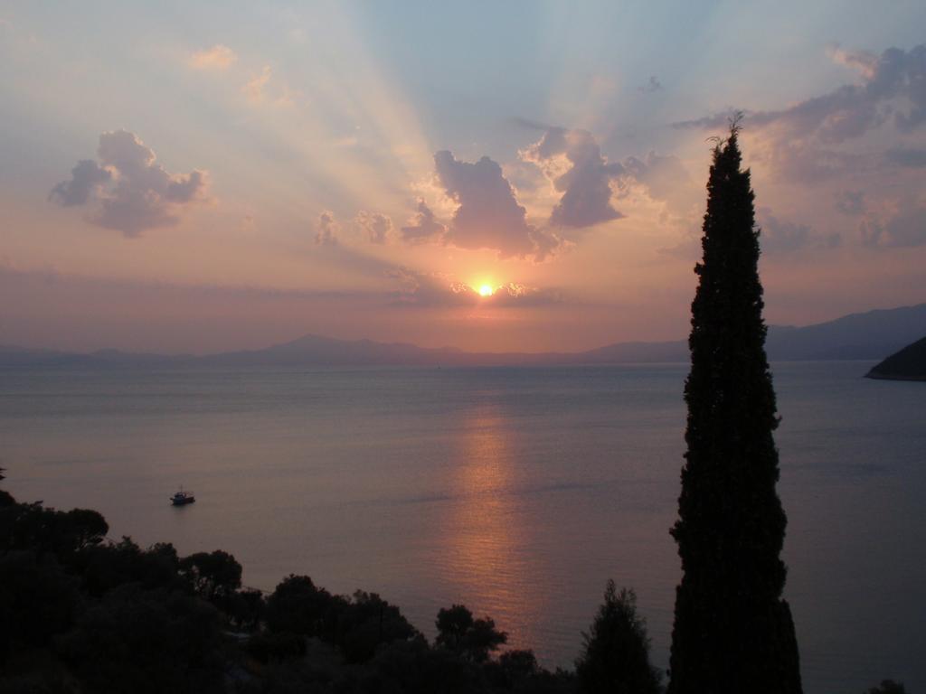 Kerveli Luxury Villa Buitenkant foto